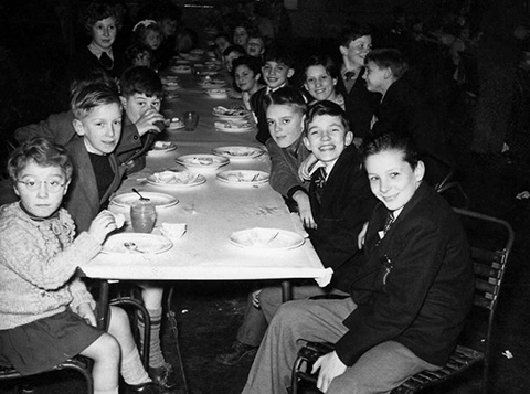 BCE-when Santa came to the factory4